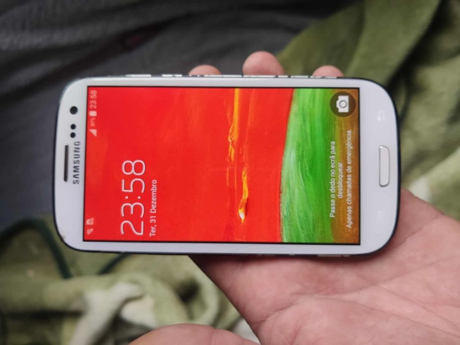Vendo Samsung s3 neo igual a novo