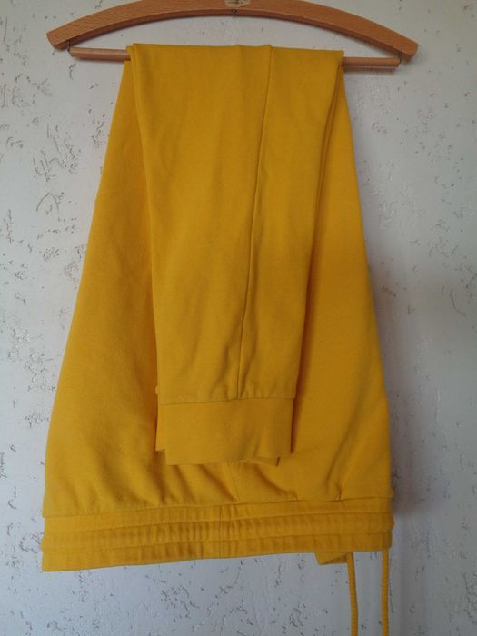 CROPP męskie spodnie dresowe L