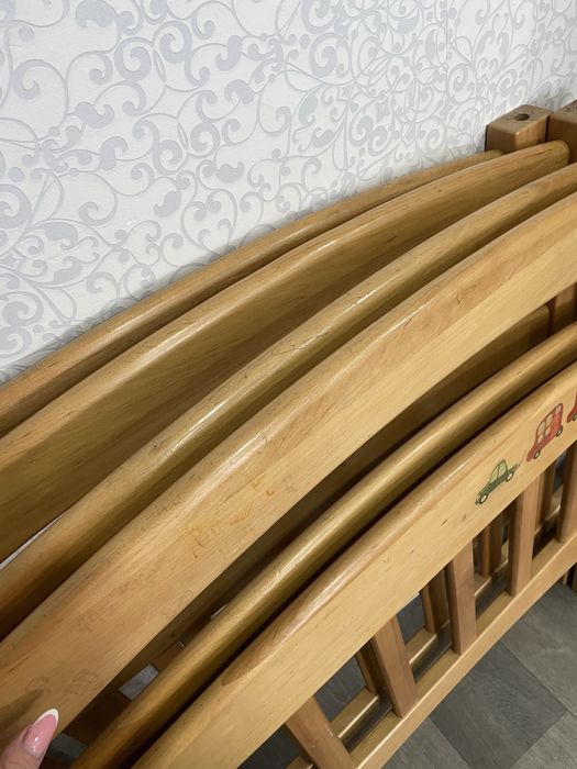 Продам двоповерхове ліжко