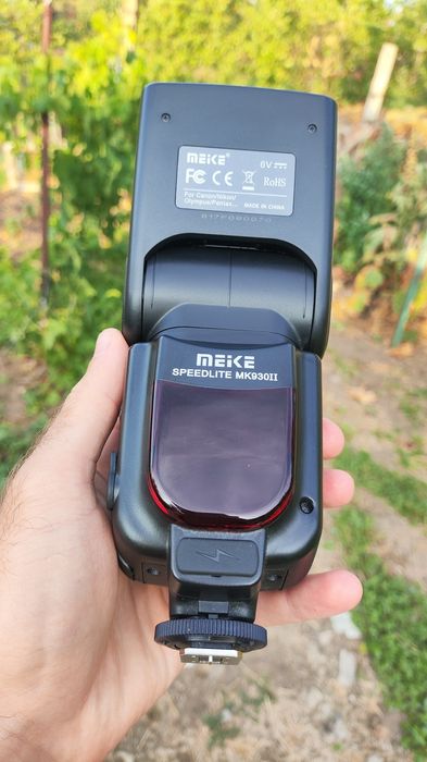 Фотоспалах Meike MK 930ll