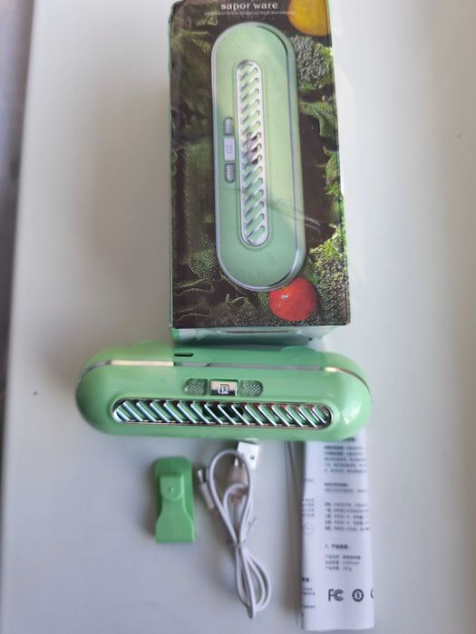 Портативний озонатор-дезодоратор для холодильника