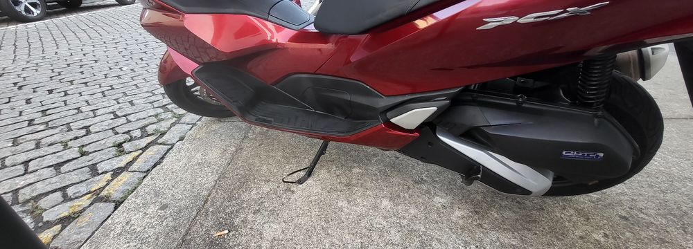 Alugo - PCX 125cc 2021