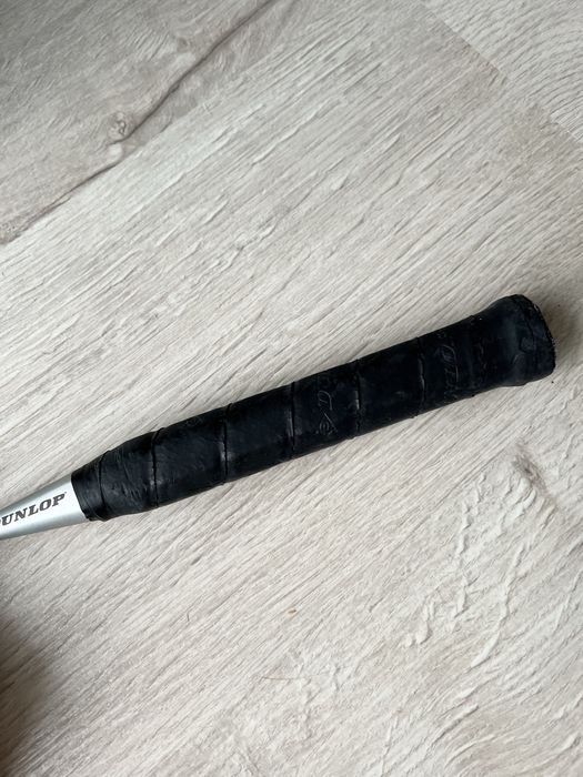 Raquete de badminton Dunlop ótimo estado