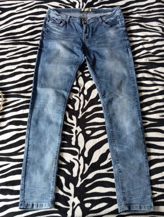 Jeansy damskie rozm. 32 / M