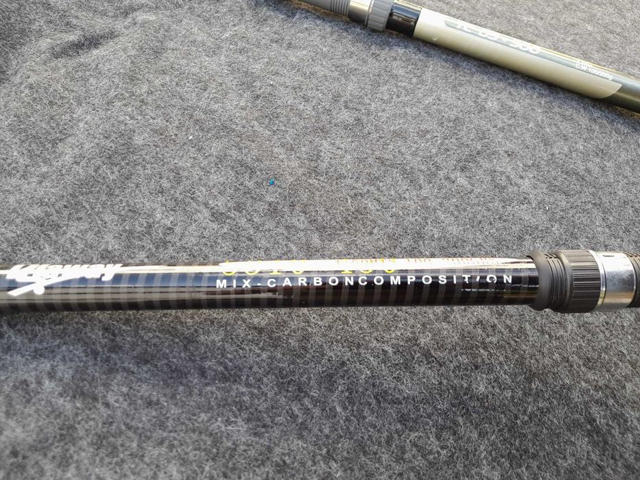 Vendo 2 canas de pesca impecáveis