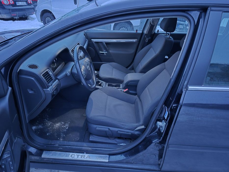Opel Vectra C FL 1.8 b+GAZ 2006 Rok HAK