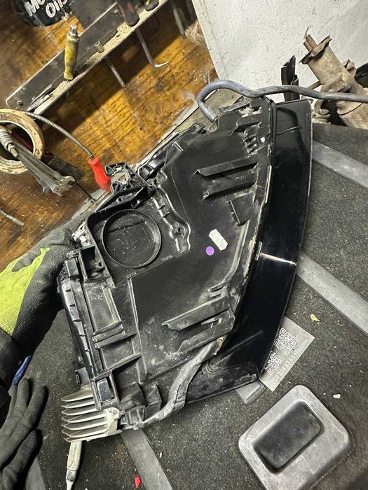 Фара передняя левая\правая Audi Q5 8Rb