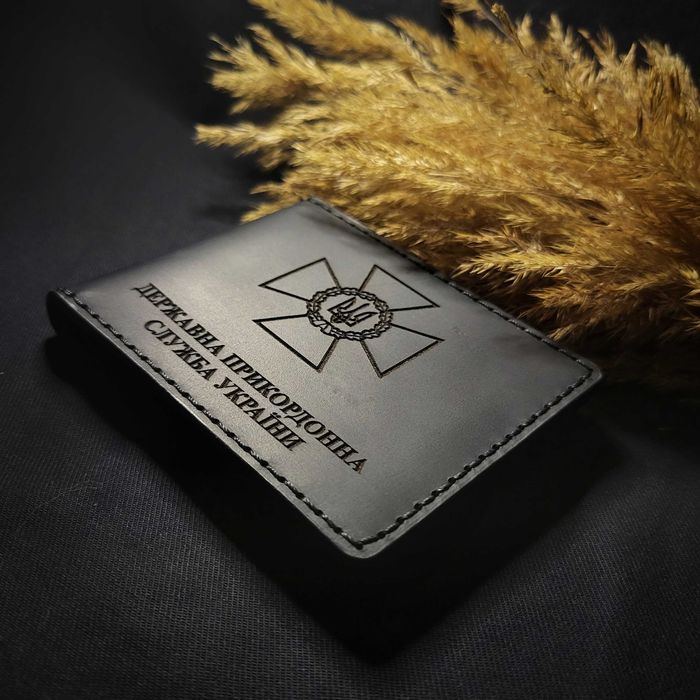 Шкіряна обкладинка під жетон для посвідчення. Обложка кожаная. Шкіра