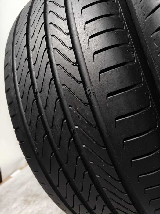 Шини літні комплект 235/50 R19 Continental PrimiumContact C