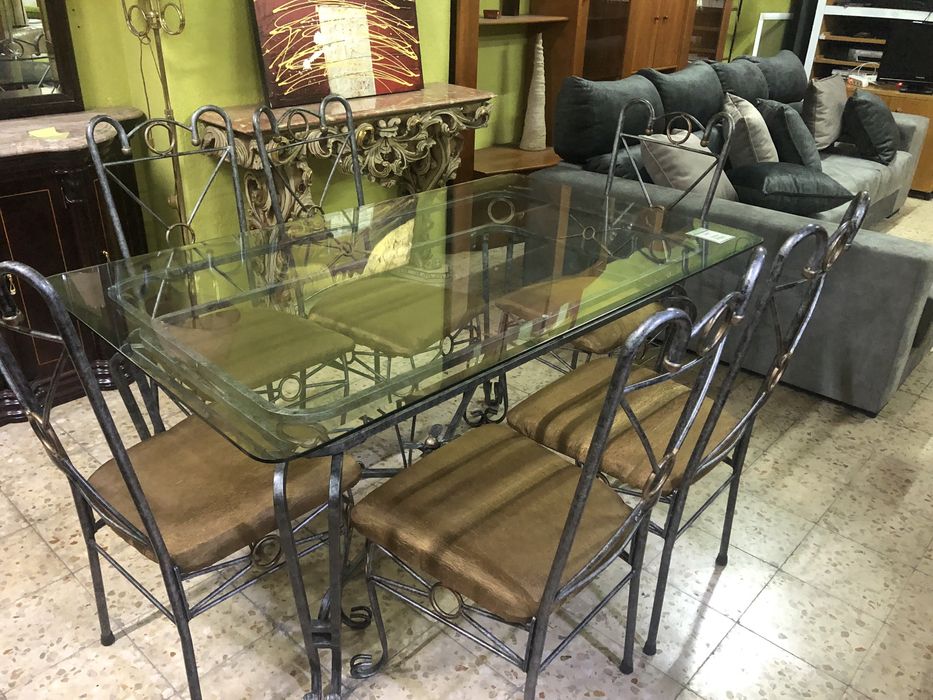 Mesa vidro construção em ferro forjado