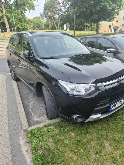 Mitsubishi Outlander Mitsubishi Outlander w bardzo dobrym stanie, jeden użytkownik od nowoś