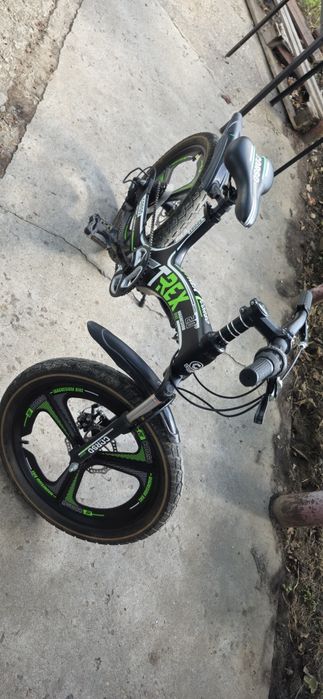 Продам велосипед T rex