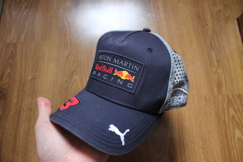 коллекционная кепка бейсболка гоночная Puma Red Bull Racing F1