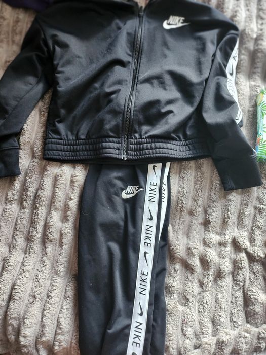 Dres nike stan b. Dobry
