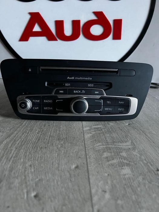 AUDI Q3 I RADIO NAWIGACJA 8U1035192B WYŚWIETLACZ LCD EKRAN WINDA 8U0857273E LIFT