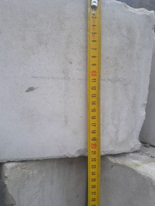 Pustaki betonowe i silikatowe