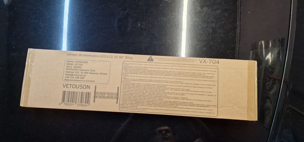 Wieszak na telewizor 89 cali