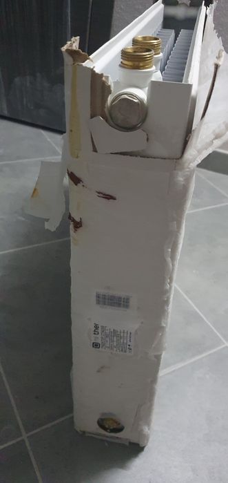 Радіатор Hi-therm сталевий 22 тип 500x700 бічне підключення, білий