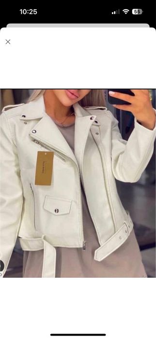 Косуха жіноча біла