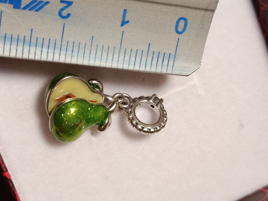 Charms do bransoletki zawieszka gruszka srebro 925