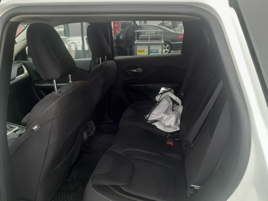 Sprzedam Jeep Cherokee