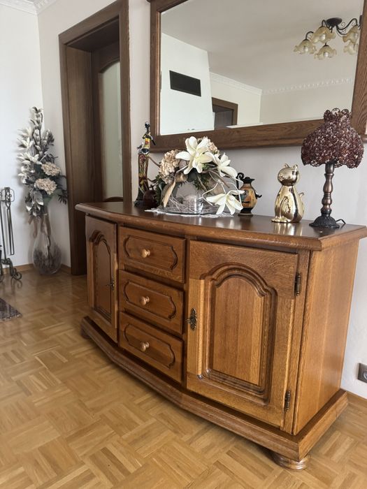 Komoda z lustrem drewnianym
