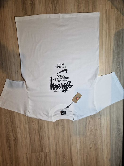 Biała koszulka nike x stüssy