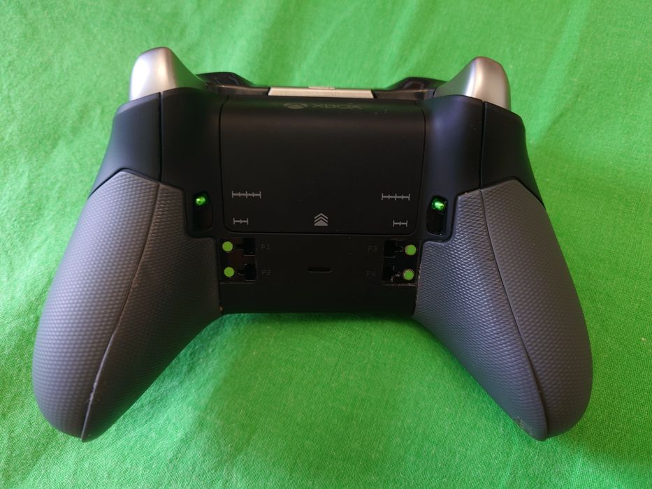 Джойстик/геймпад XBox One Elite: 1 900 грн. - Аксесуари Ужгород на Olx