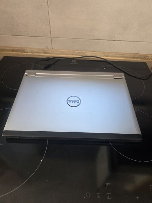 Laptop Dell Latitude 3330
