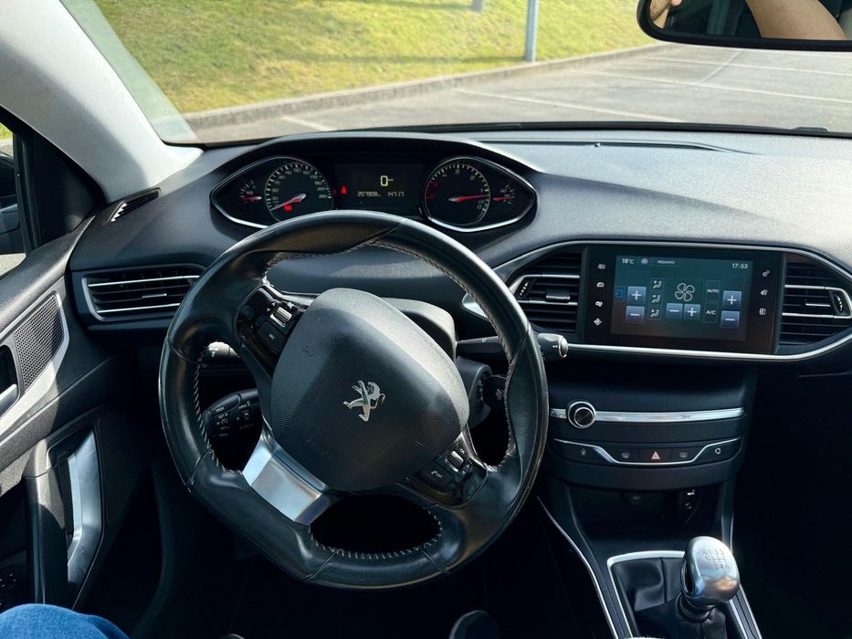 Peugeot 308 1.6 blue hdi
