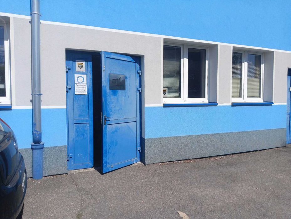 Wynajmę pomieszczenie 100m2 na hurtownie, magazyn, sklep internetowy, produkcje itp. ul. Bursaki z tyłu galerii OLIMP