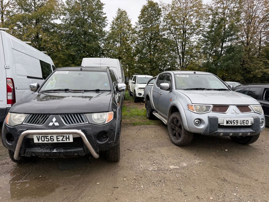 L200 4x4 пікап Англієць
