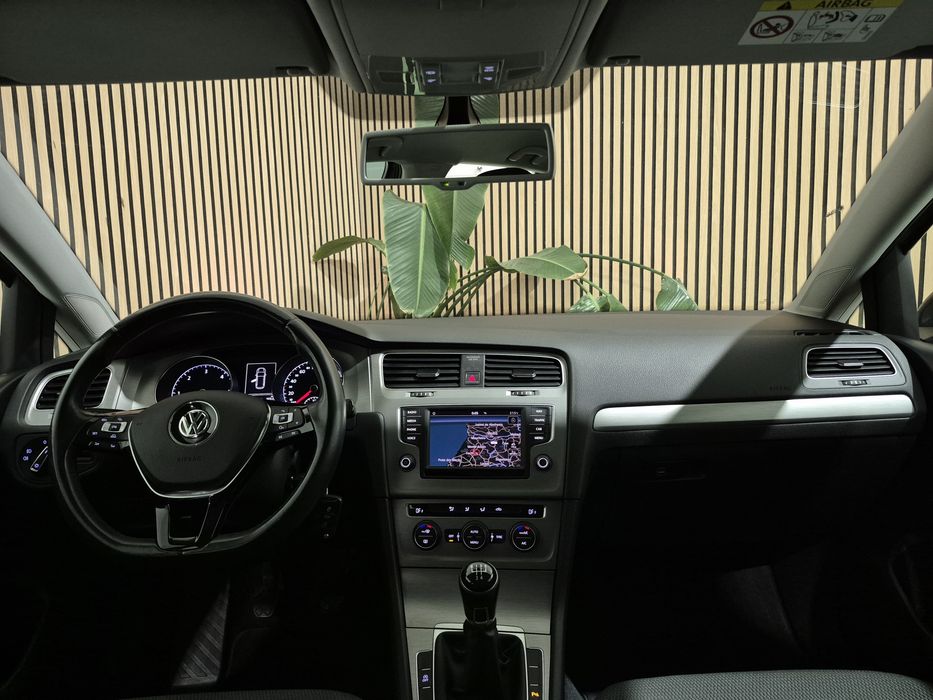 Volkswagen Golf Variant — fotografia 6