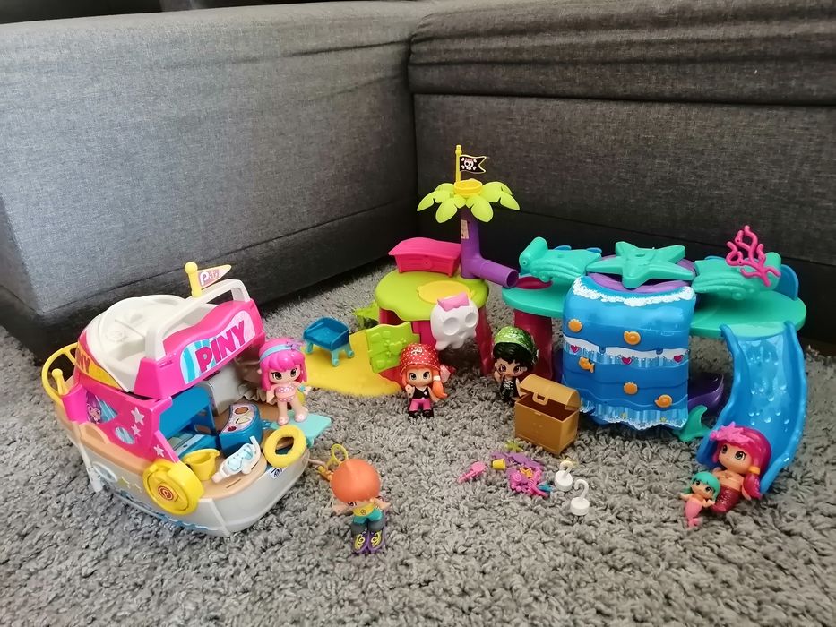 Pinypon Barco e Pinypon nadadores + ilha dos piratas e sereias