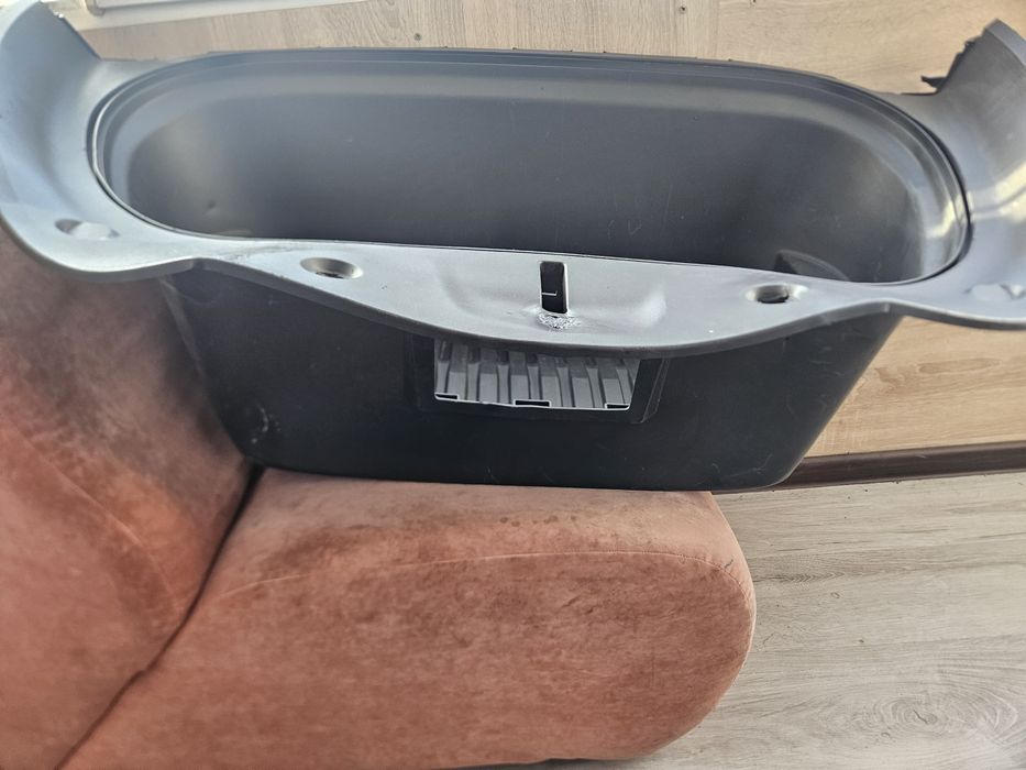 Корыто перед model Y оригинал