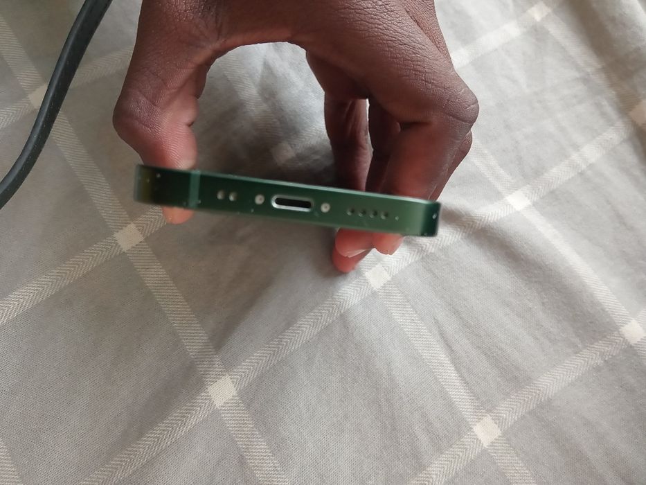 Vendo ou troco este iphone 13 mini