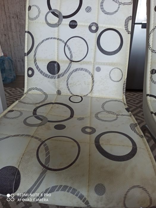 Продам стільці для кухні