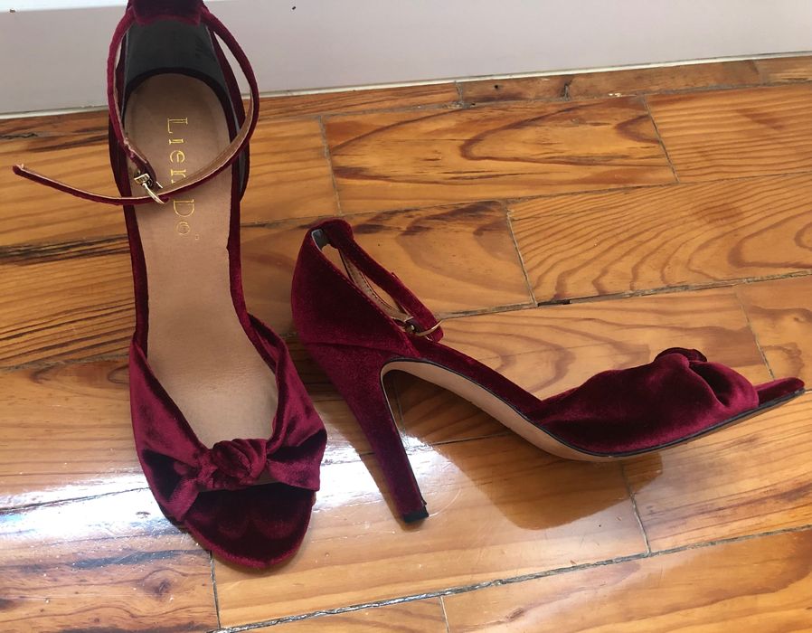 Sandália em Veludo Bordeaux TAM 37
