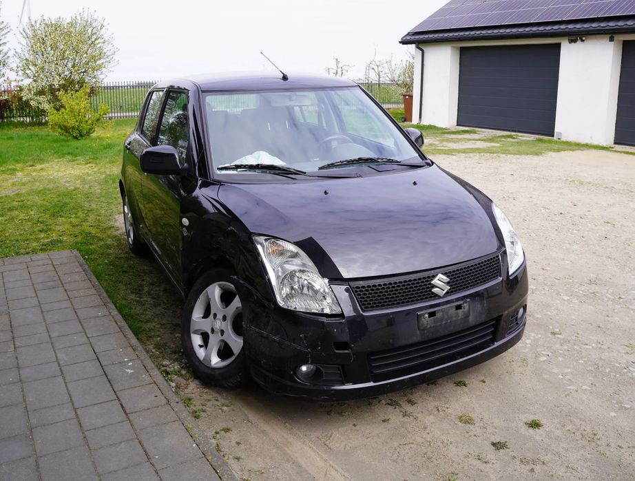 Suzuki Swift Suzuki Swift IV 1.3 Uszkodzony / powypadkowy