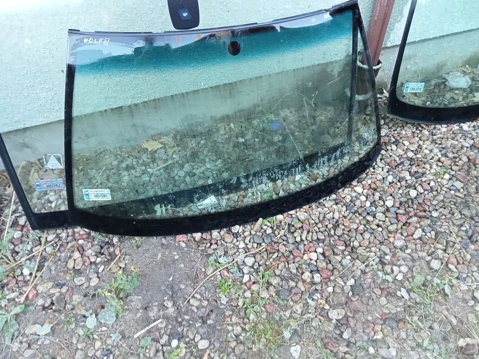 szyba czołowa golf 3