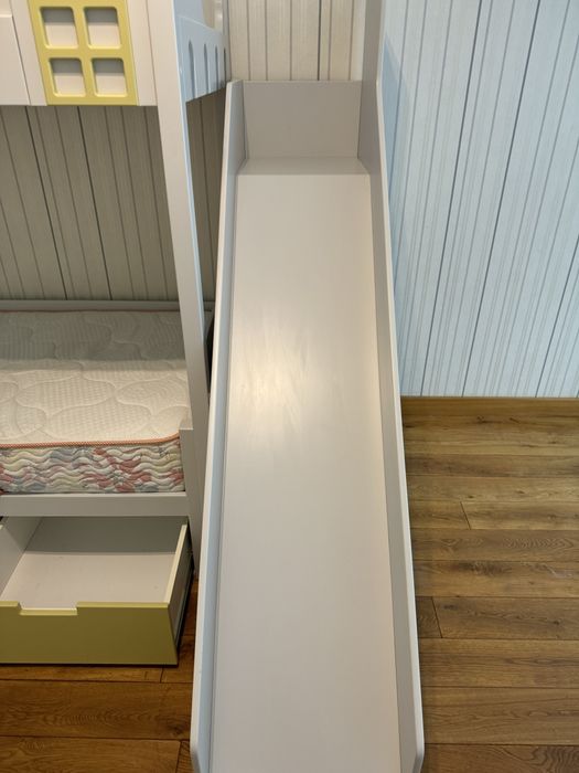 Ліжко двоярусне один матрас Феофанія