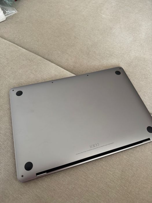 MacBook Pro 13 (2017)