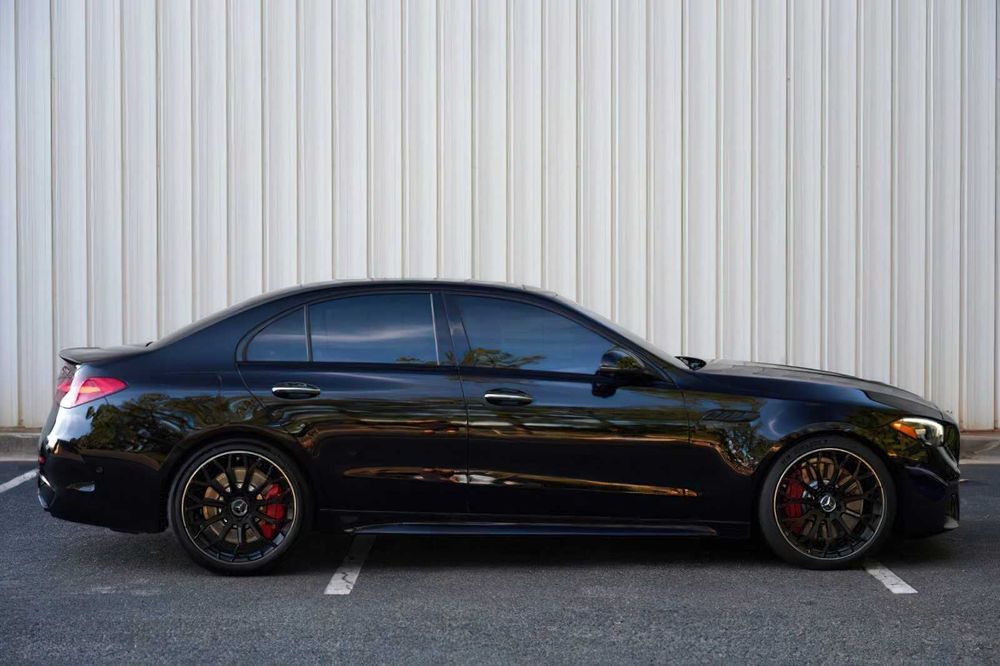 Mercedes-Benz C-Class AMG C 63 S E Performance      2024