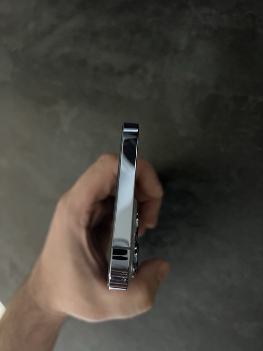 iPhone 13 pro max.      128ГБ