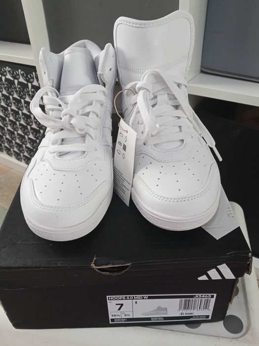 Білі кросівки, кеди adidas hoops 4.0 mid w