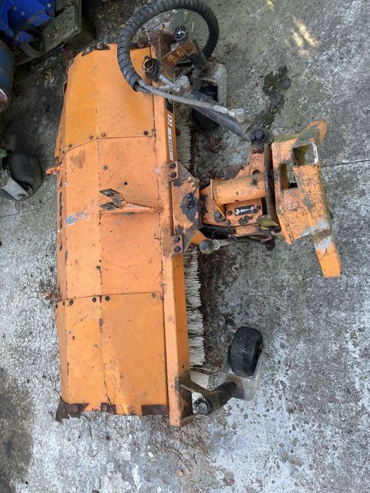 Zamiatarka niemiecka do mini traktorka 120cm, przedni tuz, wałek wom kubota, iseki, john deere
