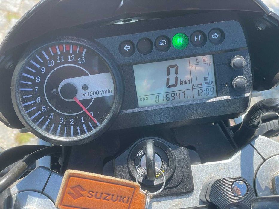 HYOSUNG 650 i GT Impecável