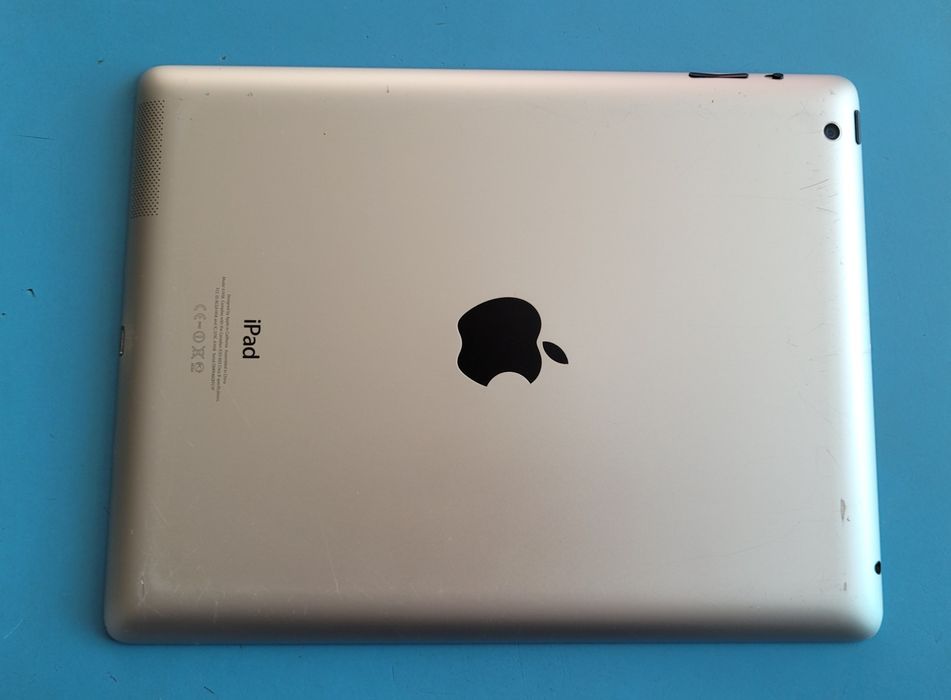 Продам iPad (model A1458) на 128 ГБ