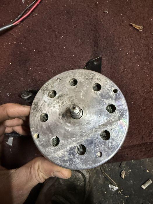 Продам электро мотор 48V 1000W 3000 оборотов