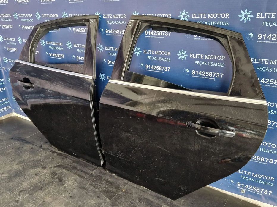 Porta usada FORD FOCUS 3 III frente esquerda direita 5 PORTAS ENVIO